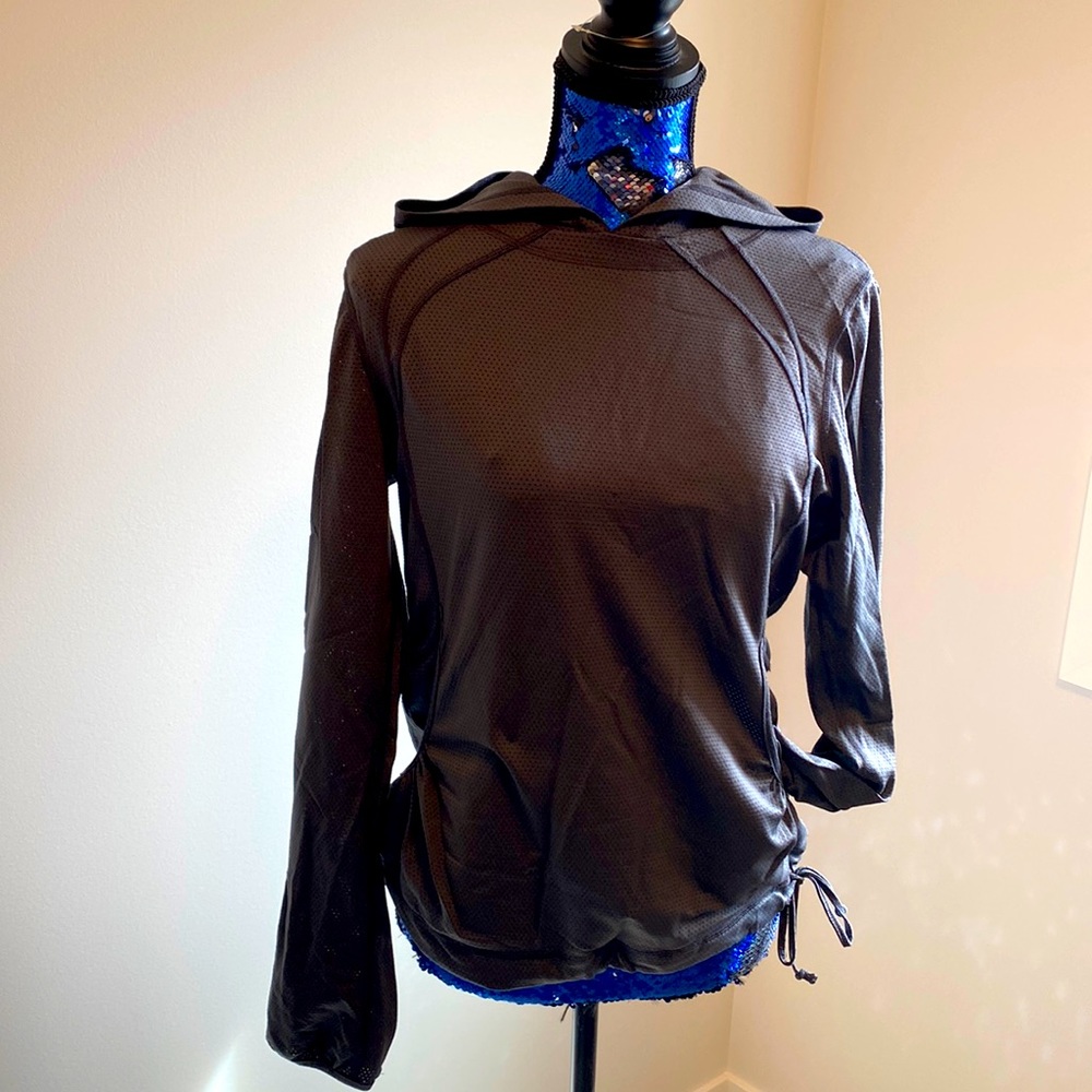 Lulu lemon hooded pullover!!!